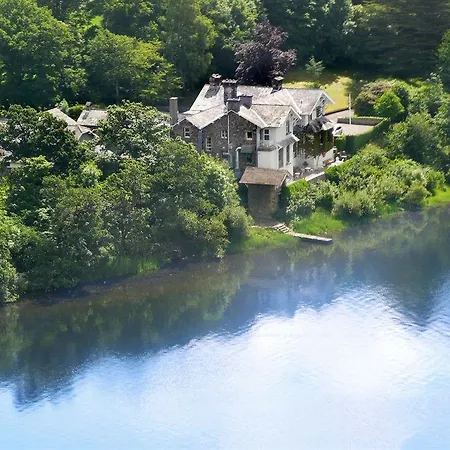 Sharrow Bay Country house