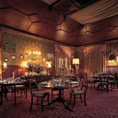 Sharrow Bay * ウォーターミロック